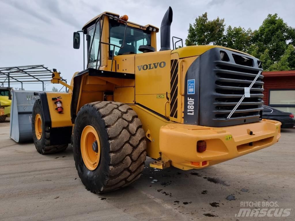Volvo L 180 F Kolesni nakladalci
