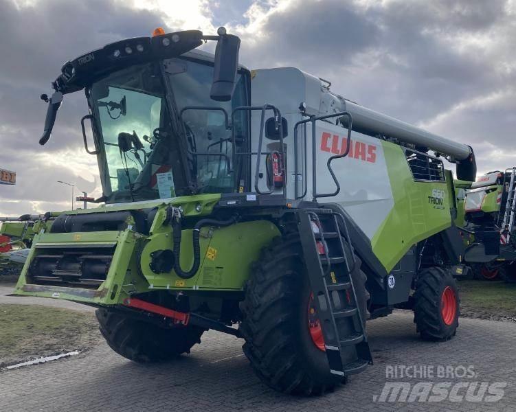 CLAAS TRION 660 Kombajni