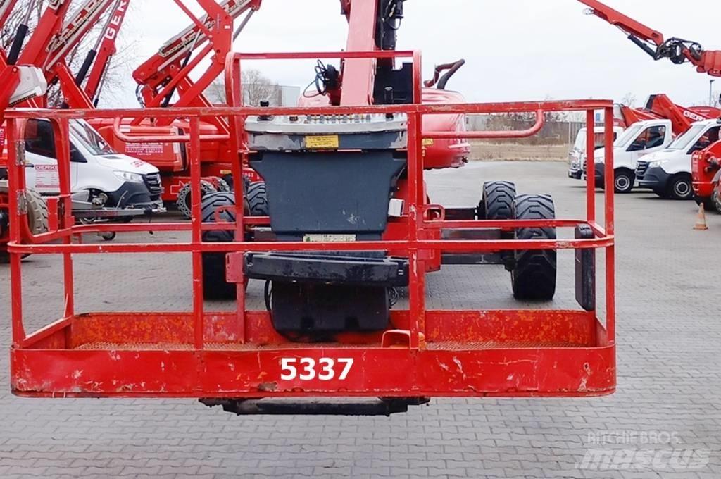 JLG 1250 AJP Zglobne dvižne ploščadi