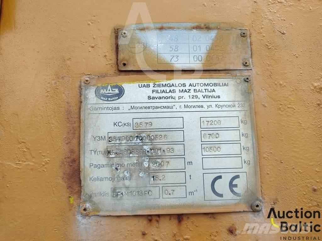 MAZ 533731 Tovornjaki z žerjavom