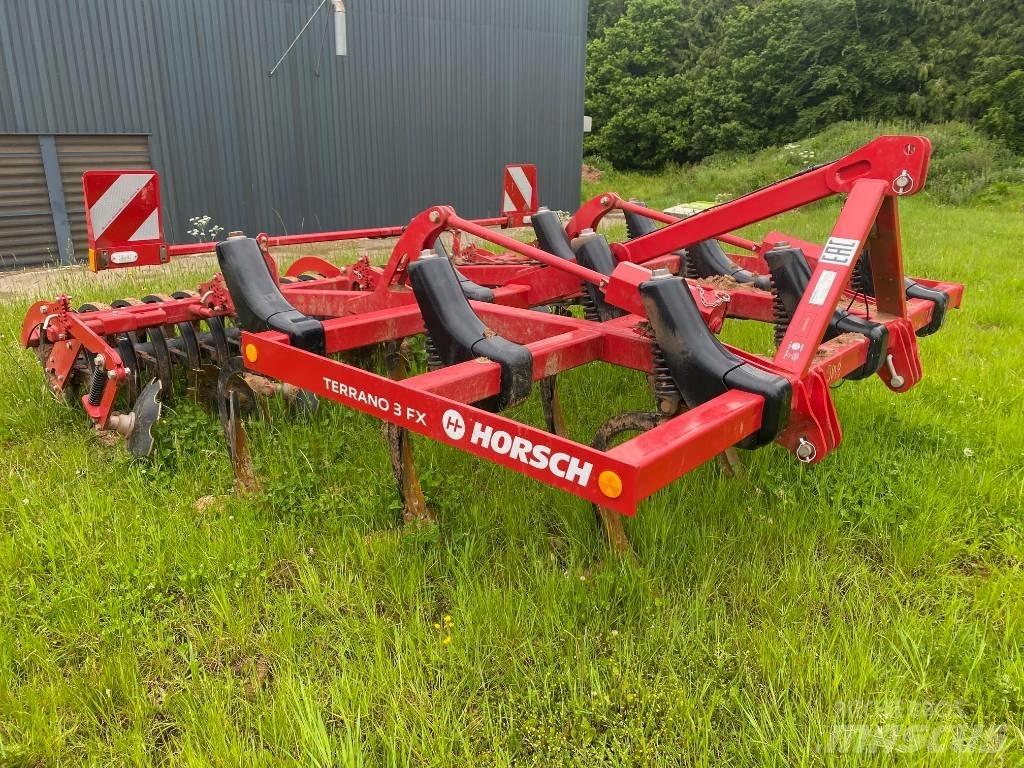 Horsch Terrano 3 FX Kultivatorji