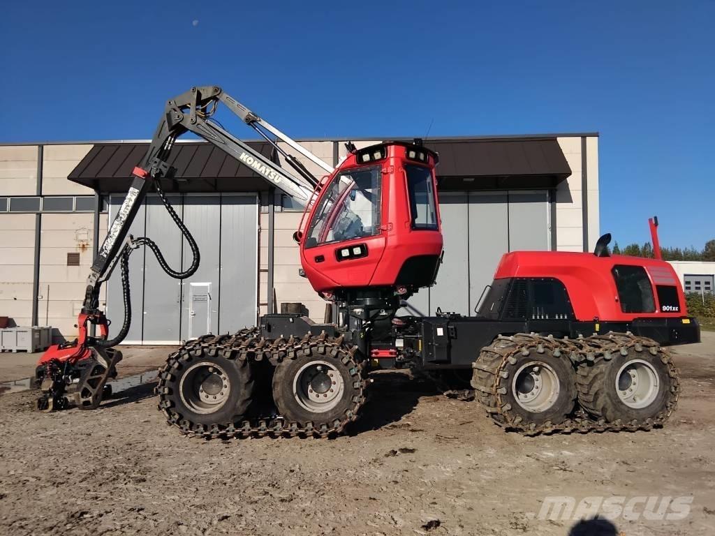 Komatsu 901XC Harvesterji