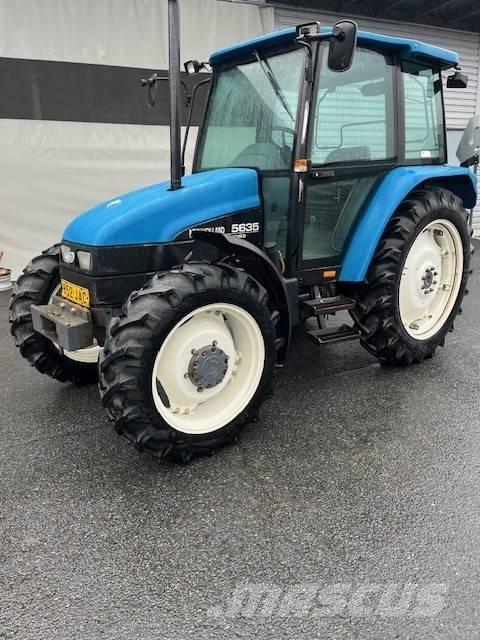 New Holland 5635 Traktorji