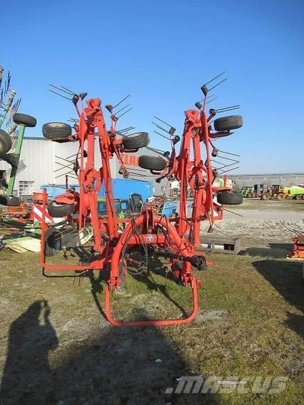 Kuhn GF8702 Obračalniki in zgrabljalniki
