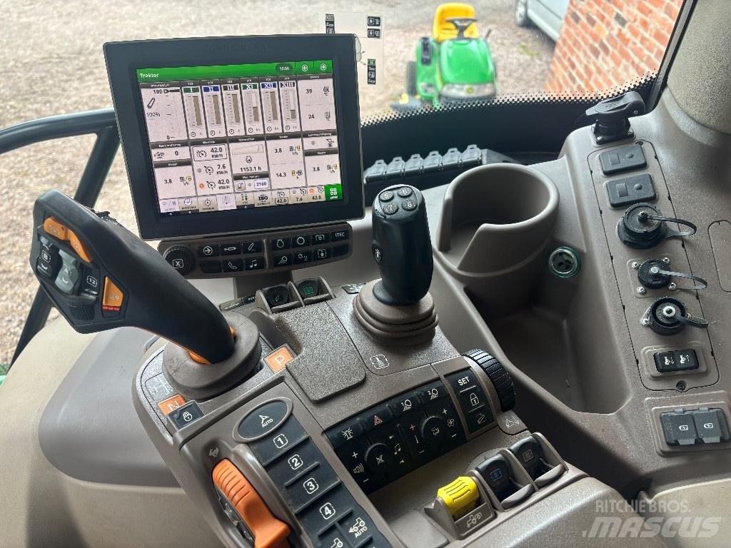 John Deere 6130 R Traktorji
