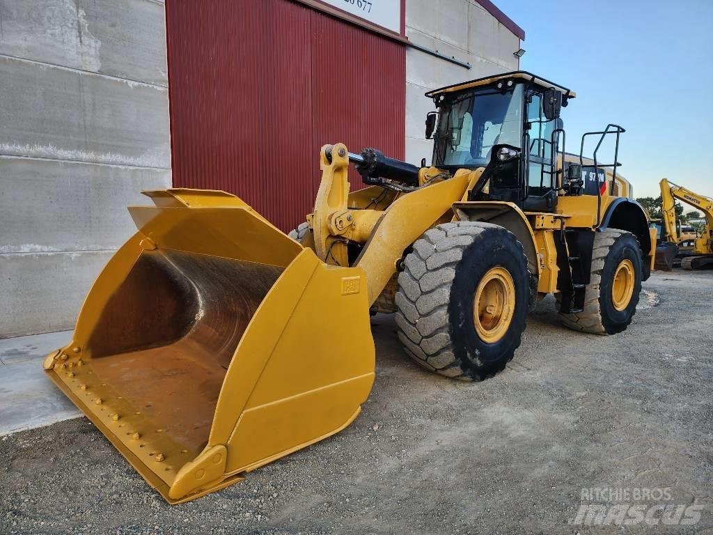 CAT 972 M Kolesni nakladalci