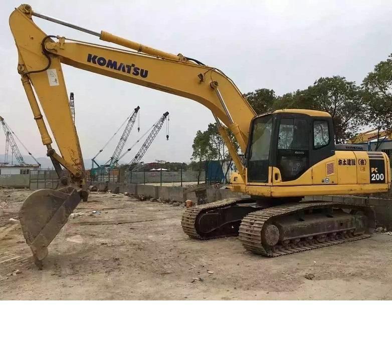 Komatsu pc200-7 Bagri goseničarji
