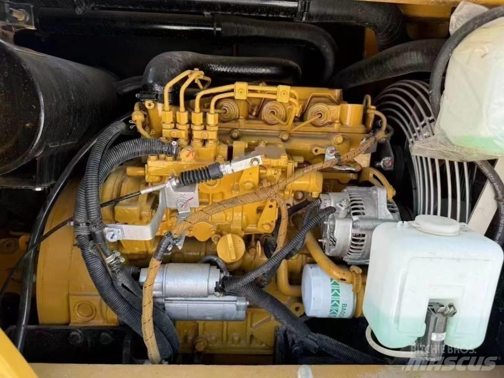 CAT 307E2 Bagri goseničarji