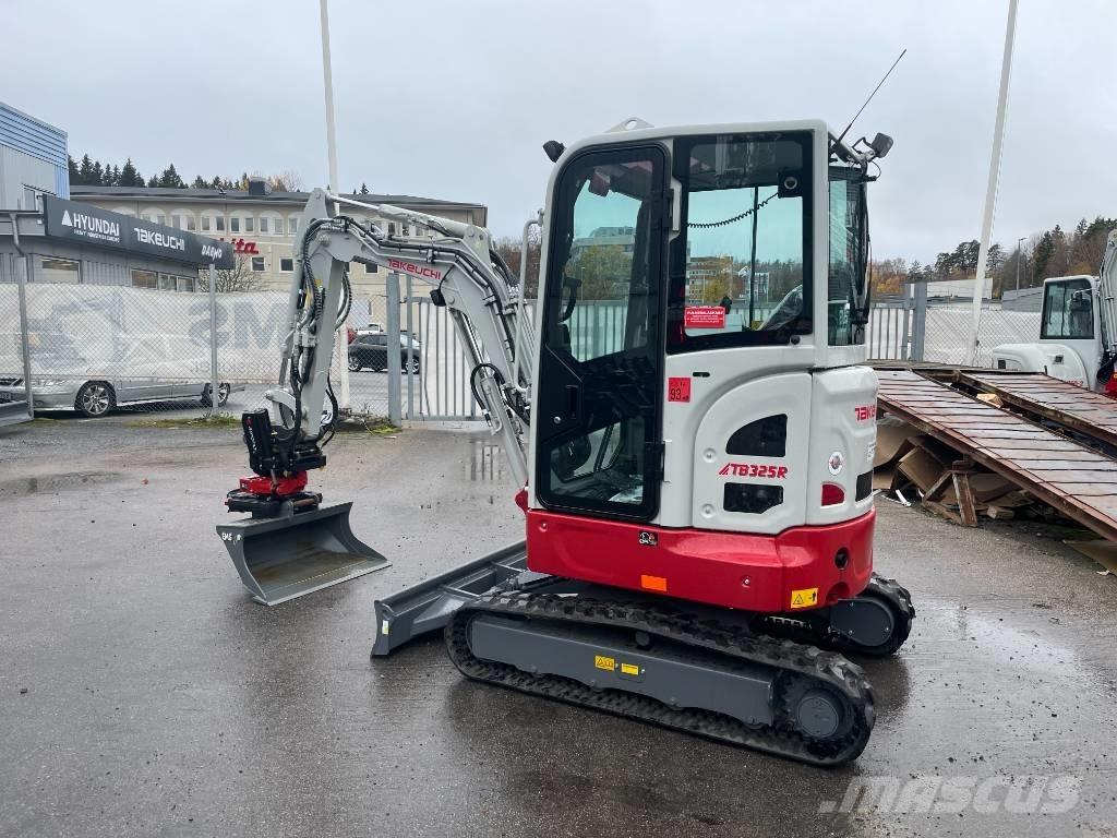 Takeuchi TB 325 R Mini bagri <7t