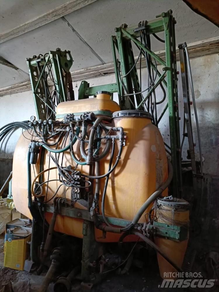 Amazone UF 1200 Montirane škropilnice