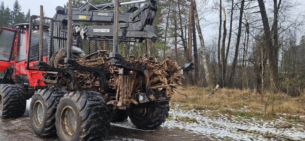 Komatsu 835 Forwarderji