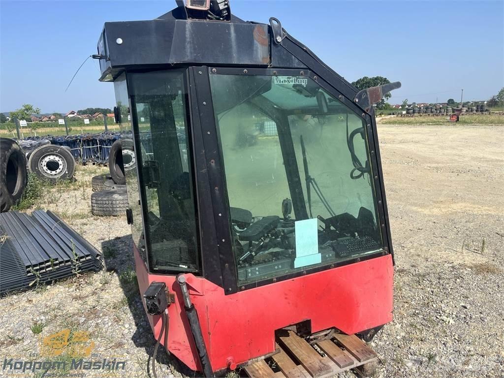 Valmet 911.1 Kabine in notranjost