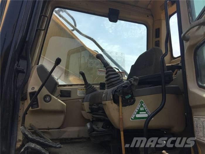 CAT 325 B Bagri goseničarji