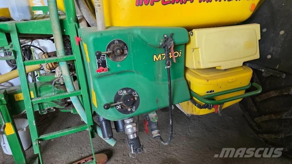 John Deere M 740 i Vlečne škropilnice