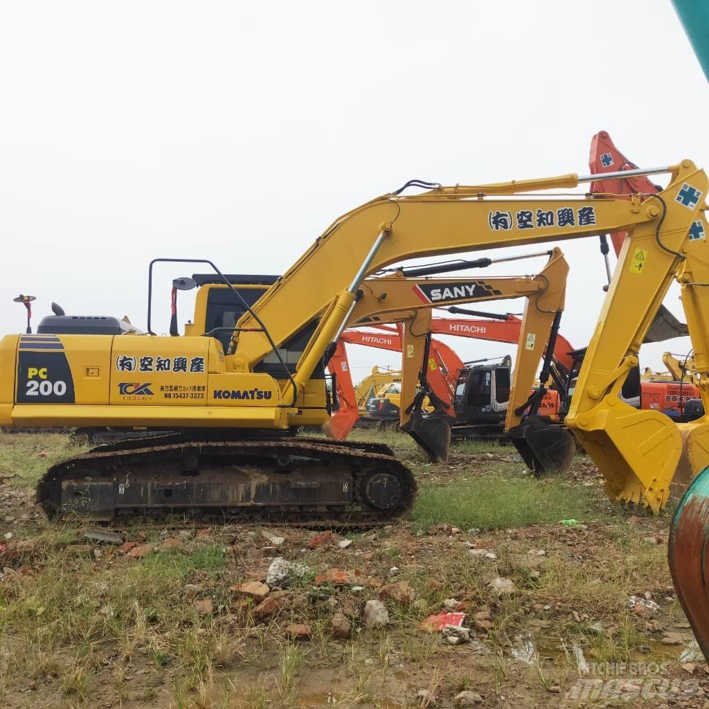 Komatsu PC200-8 Bagri goseničarji