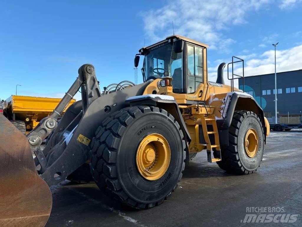 Volvo L 220 G Kolesni nakladalci