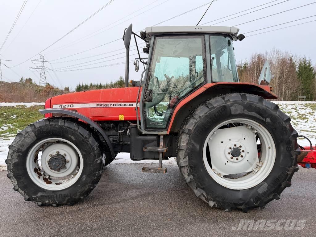 Massey Ferguson 4270 Traktorji