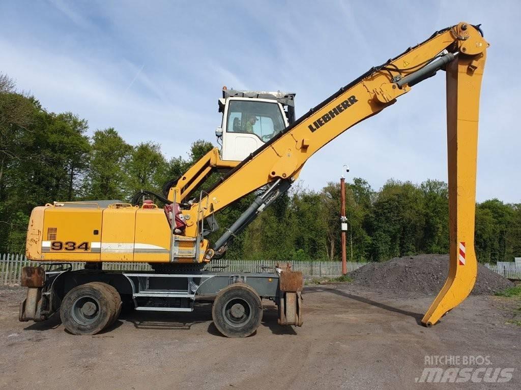 Liebherr A 934 C Bagri za prekladanje primarnih/sekundarnih surovin