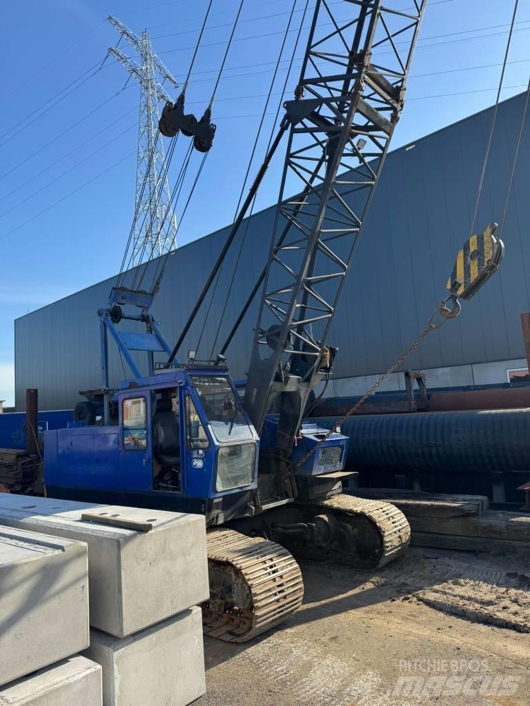 Hitachi KH 100 Dvigala na gosenicah