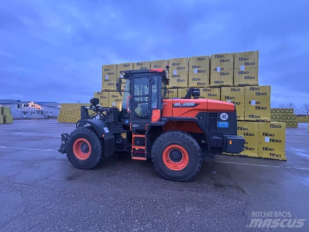 Doosan DL 280-7 Kolesni nakladalci