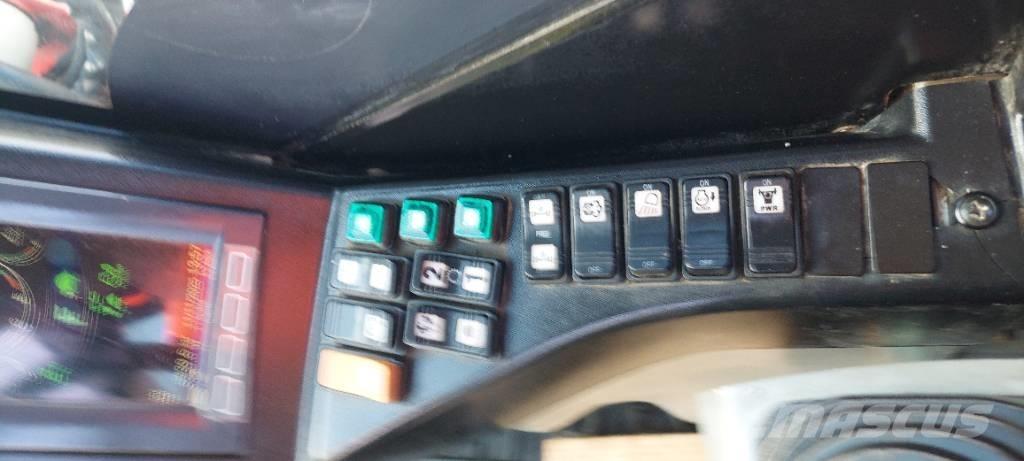 Takeuchi TB 295 W Bagri na kolesih