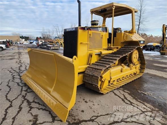 CAT D6M XL Buldožerji goseničarji