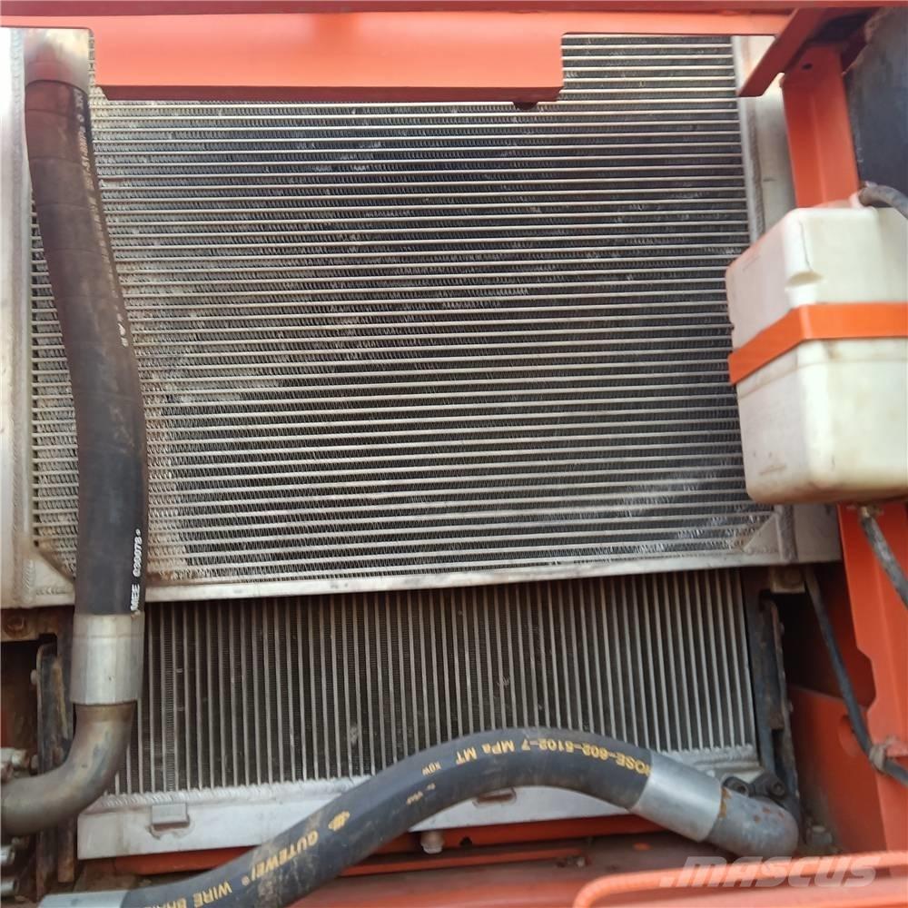Doosan DH300LC-7 Bagri goseničarji