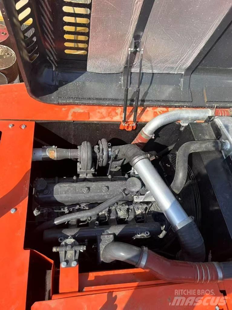 Doosan DX225LC-9C Bagri goseničarji