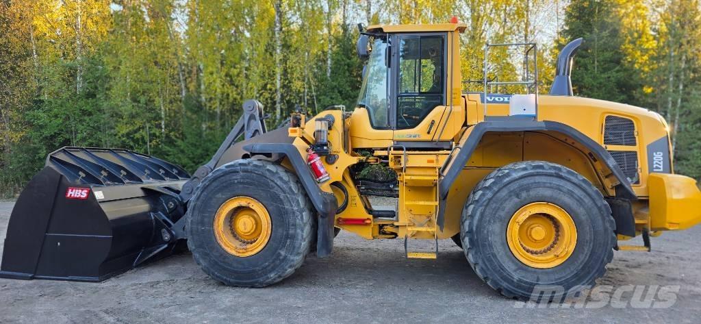Volvo L 220 G Kolesni nakladalci