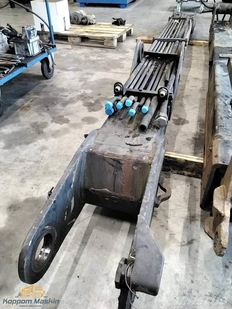 Loglift 170v Dvigala za gozdne kombajne