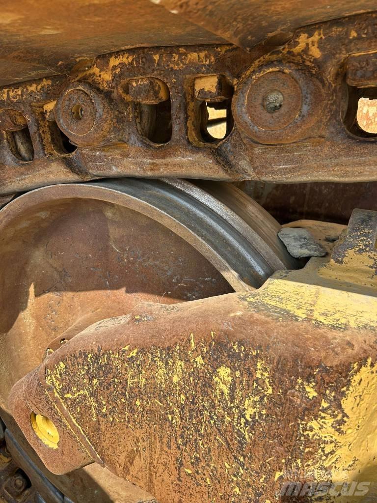 CAT D 7 R (Leica GPS) Buldožerji goseničarji