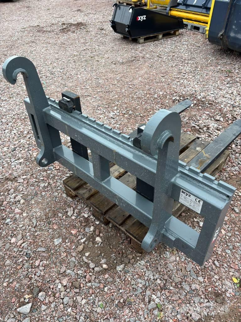 XYZ Gaffelställ BM Kolesni nakladalci