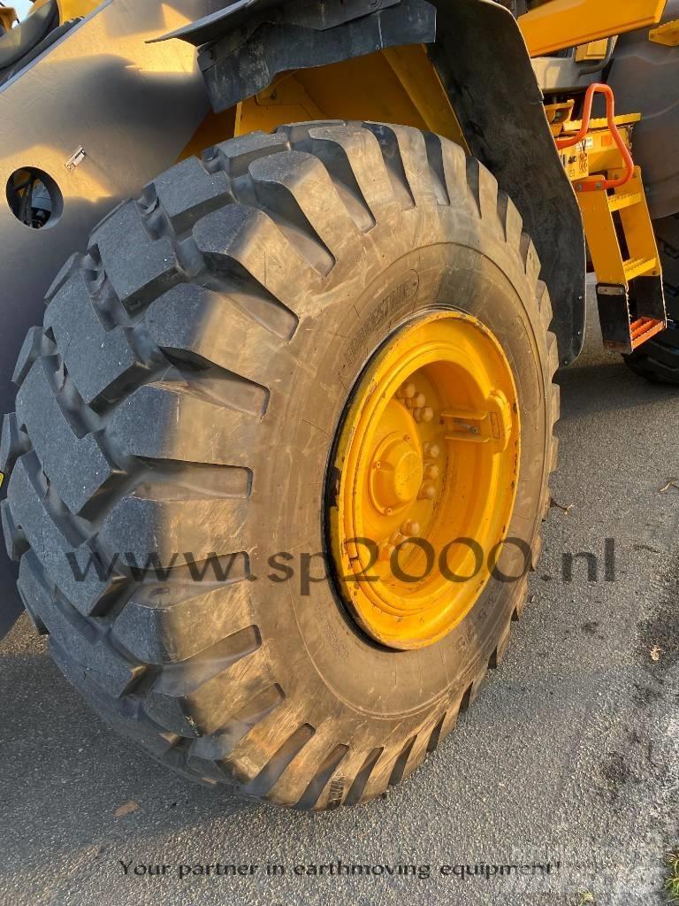Volvo L 120 H Kolesni nakladalci