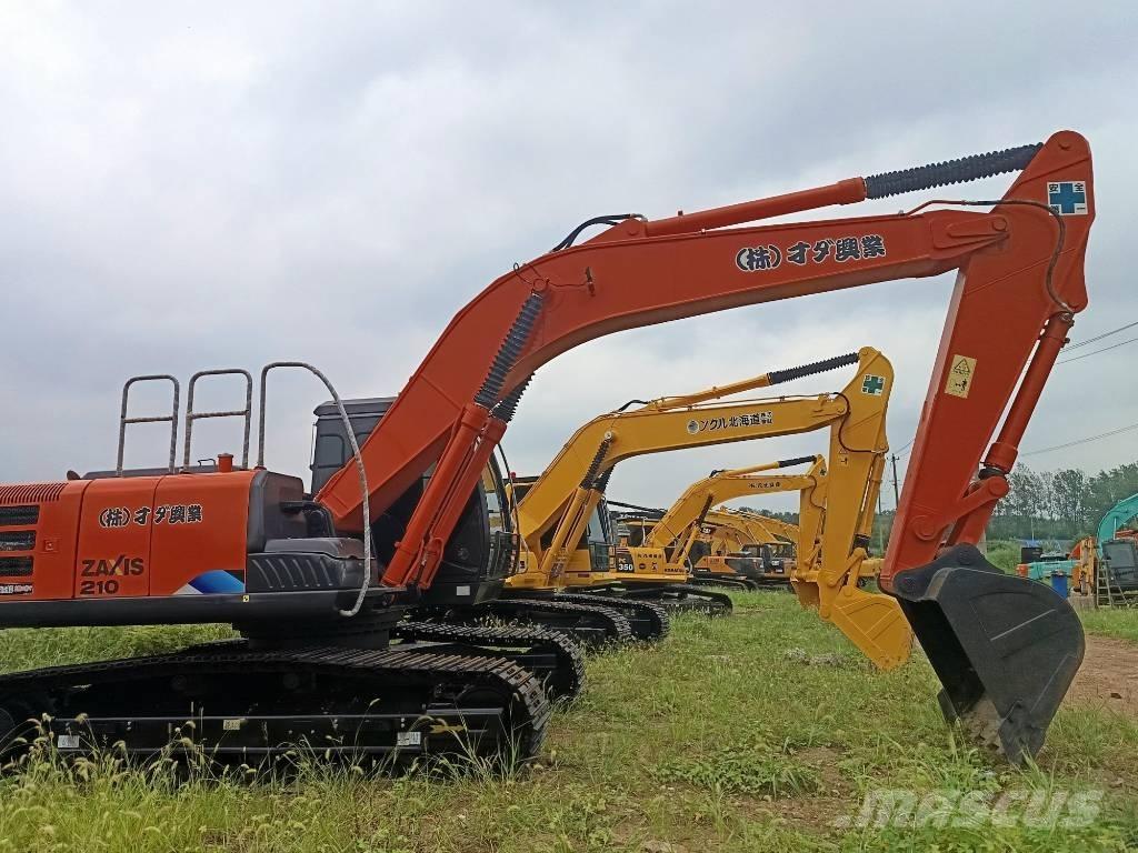 Hitachi ZX 210 Bagri goseničarji