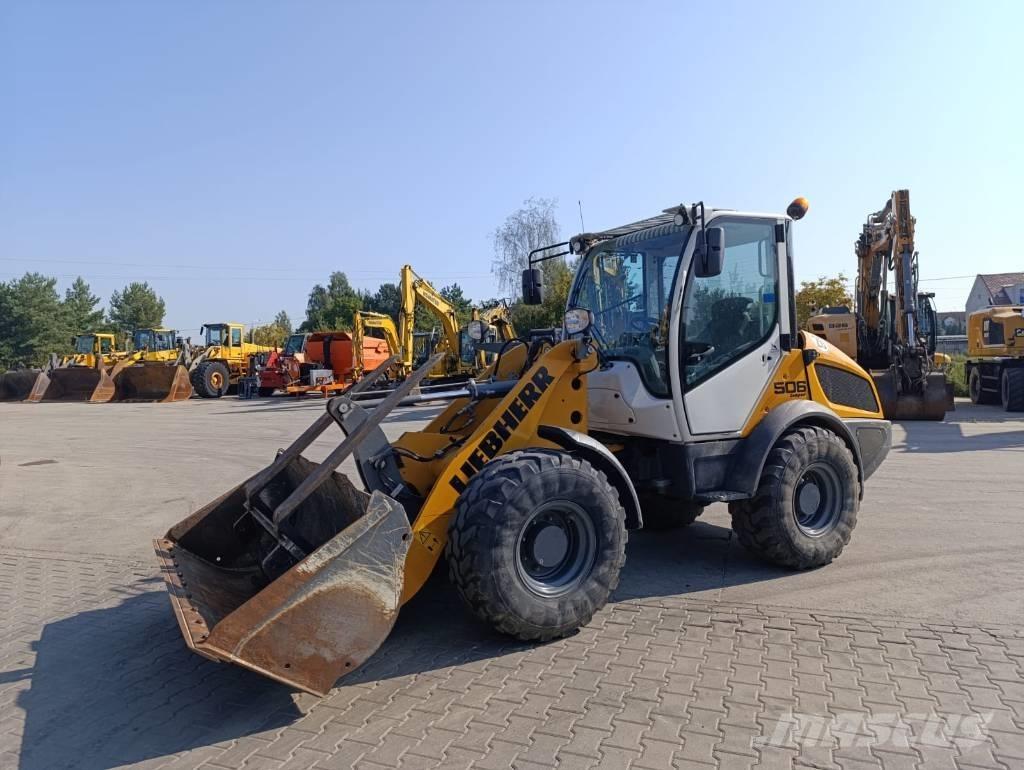 Liebherr L506C Kolesni nakladalci