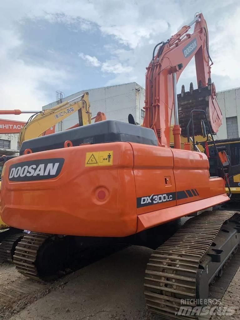Doosan dx300 Bagri goseničarji