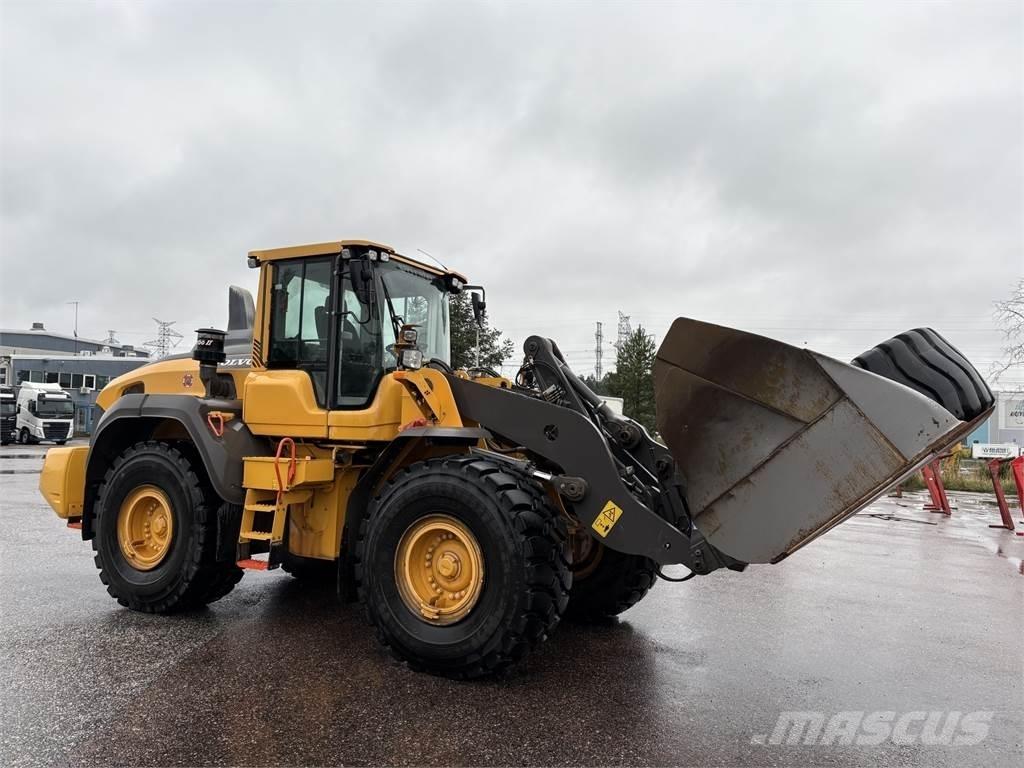 Volvo L110H Kolesni nakladalci