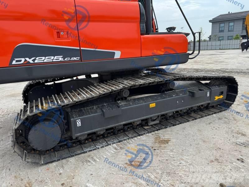 Doosan DX 225 LC-9C Bagri goseničarji