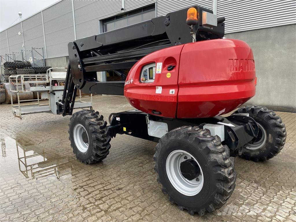 Manitou 160ATJ+ Zglobne dvižne ploščadi