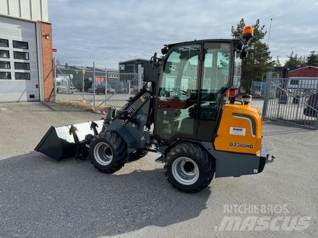 GiANT G2300 HD Mini nakladalci