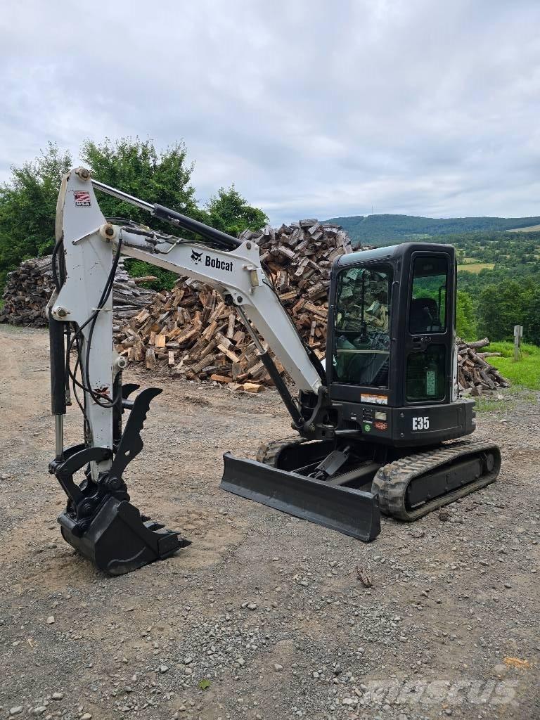 Bobcat E 35 Mini bagri <7t