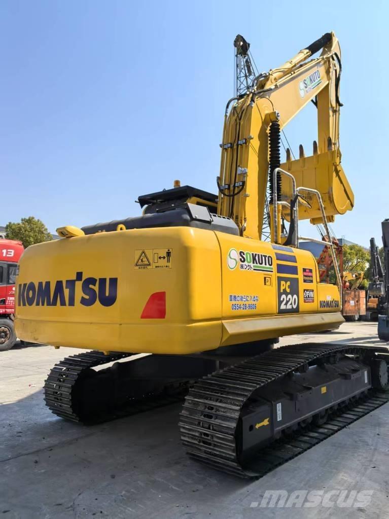 Komatsu PC 220-8 Bagri goseničarji