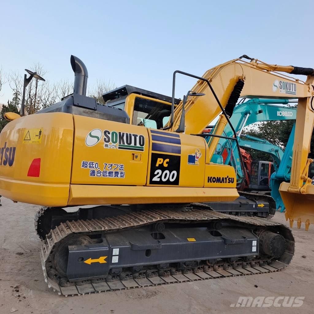 Komatsu PC 200-7 Bagri goseničarji