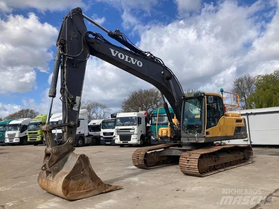 Volvo EC 220 DL Bagri goseničarji