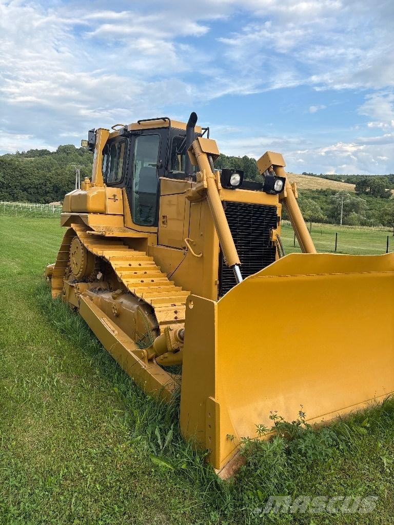 CAT D 6 R II Buldožerji goseničarji