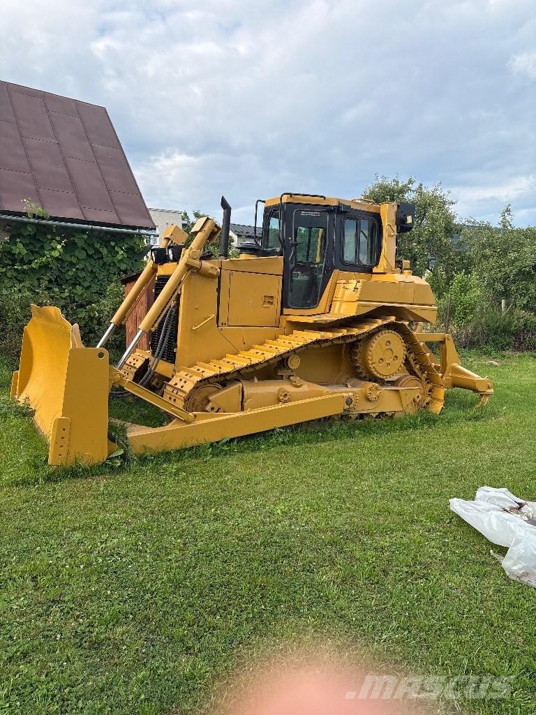 CAT D 6 R II Buldožerji goseničarji