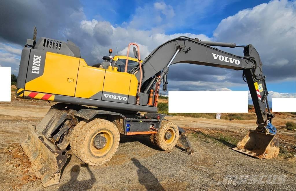 Volvo EW 205 D Bagri na kolesih