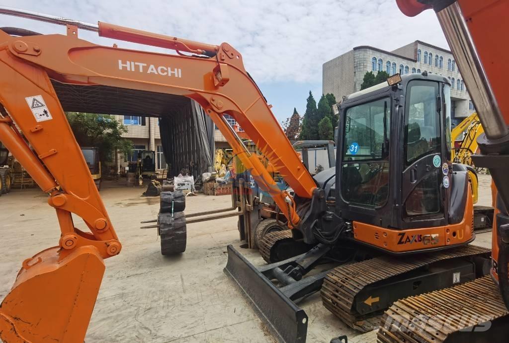 Hitachi ZX 65 Mini bagri <7t
