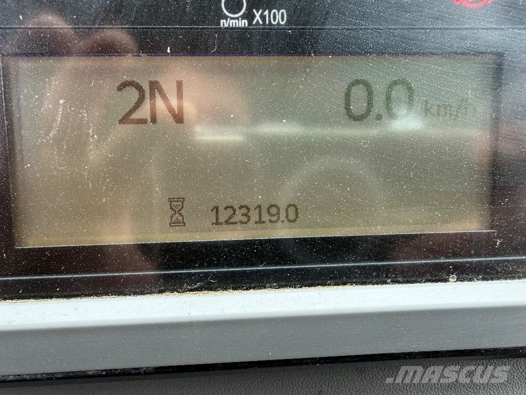 CAT 980 M Kolesni nakladalci