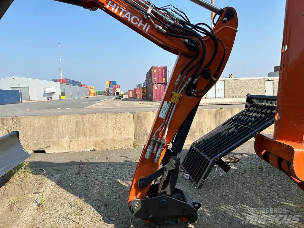 Hitachi ZX95W-7 Bagri na kolesih
